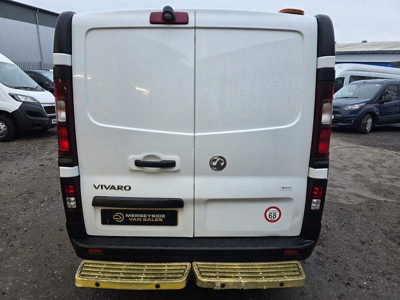 Used Vauxhall Vivaro 2018 for sale - 77167665: Photo 11