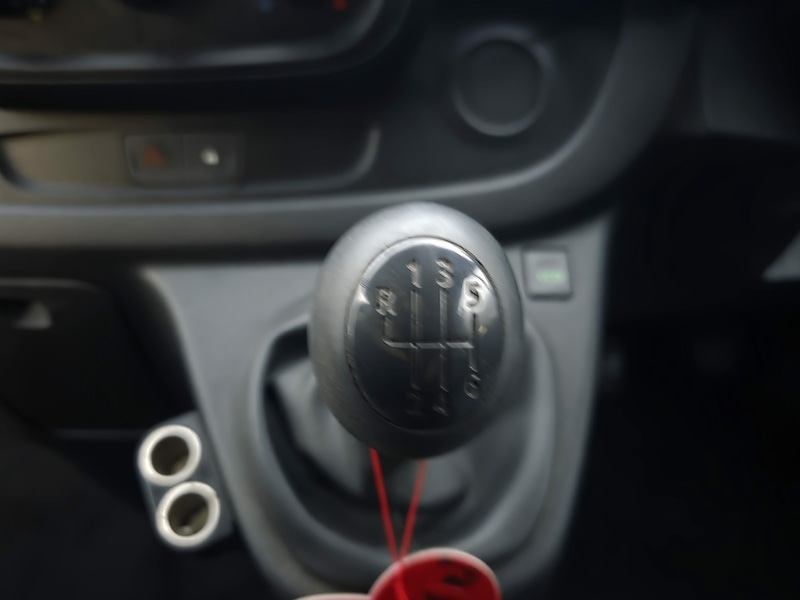 Used Vauxhall Vivaro 2018 for sale - 77167665: Photo 51