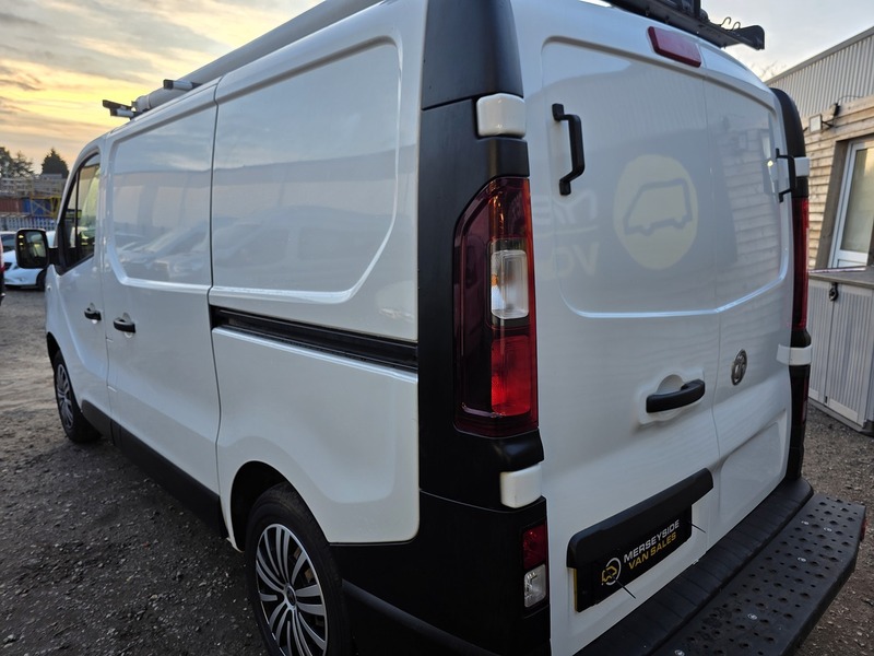 Used Vauxhall Vivaro 2018 for sale - 77056491: Photo 11