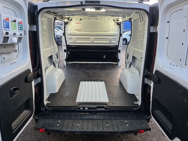 Used Vauxhall Vivaro 2018 for sale - 77056491: Photo 25