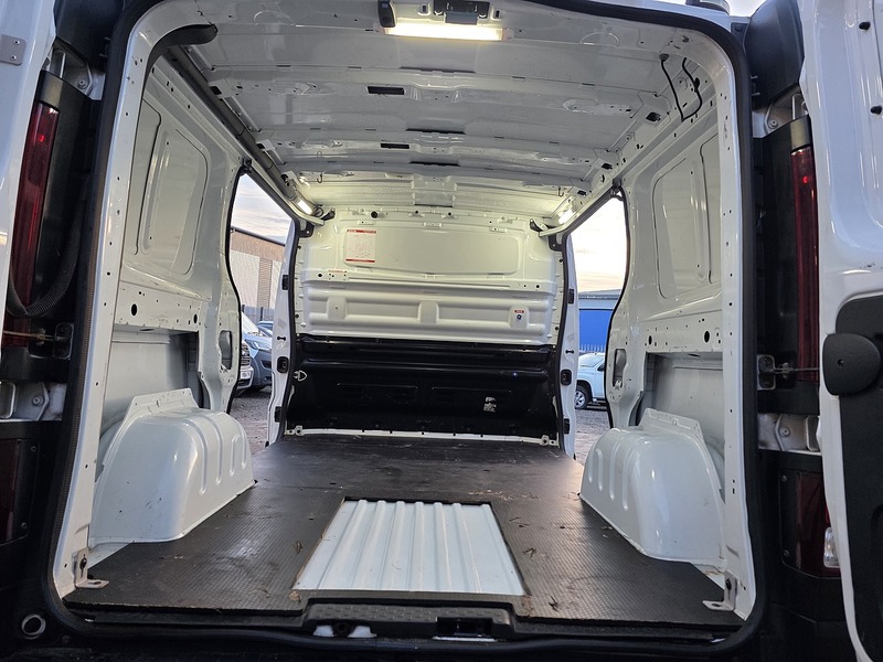 Used Vauxhall Vivaro 2018 for sale - 77056491: Photo 26
