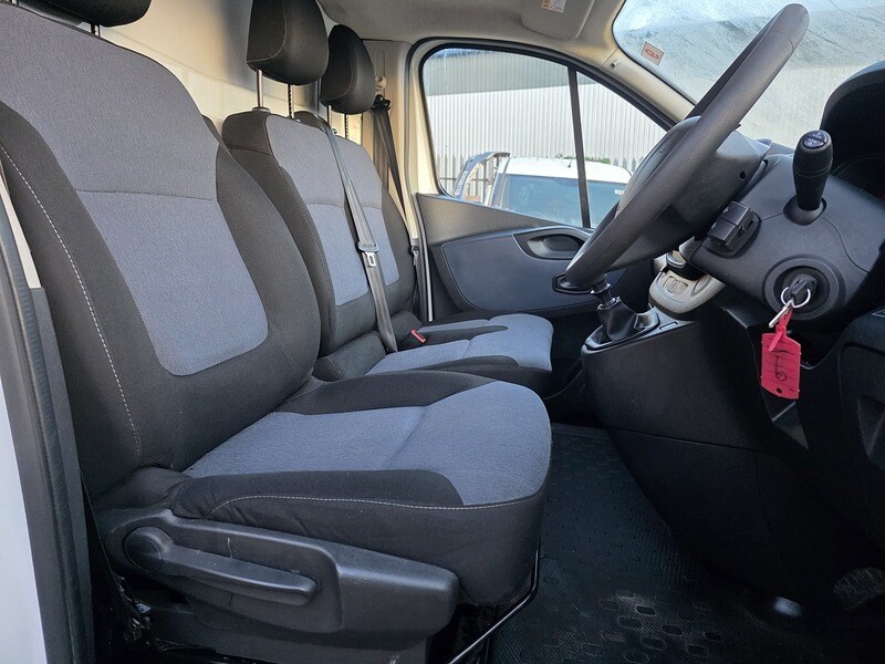 Used Vauxhall Vivaro 2018 for sale - 77056491: Photo 35