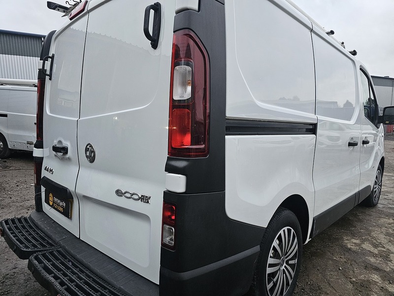 Used Vauxhall Vivaro 2015 for sale - 76502846: Photo 10