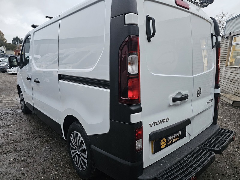 Used Vauxhall Vivaro 2015 for sale - 76502846: Photo 12