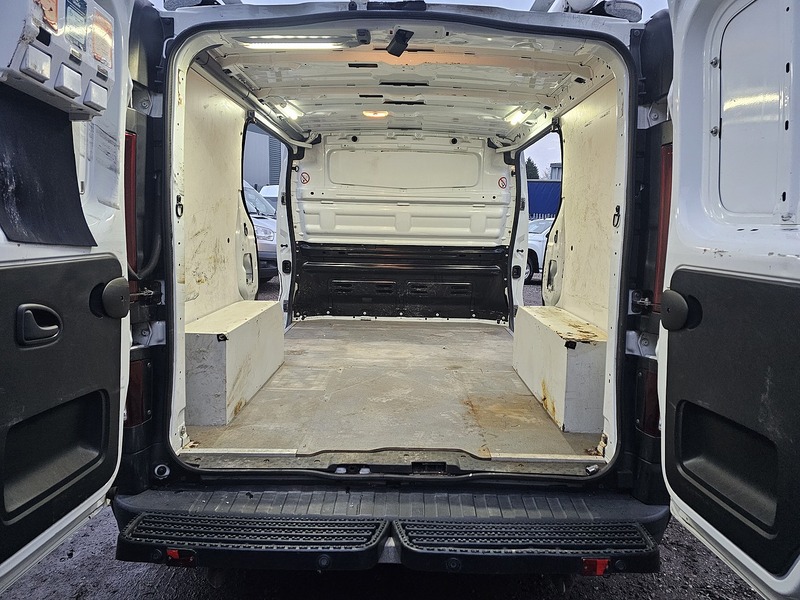 Used Vauxhall Vivaro 2015 for sale - 76502846: Photo 28