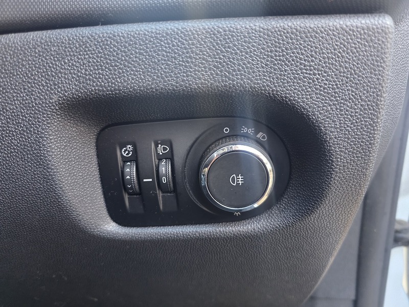 Used Vauxhall Corsa 2014 for sale - 77616008: Photo 40