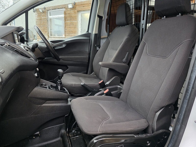 Used Ford Transit Courier 2020 for sale - 77398226: Photo 37