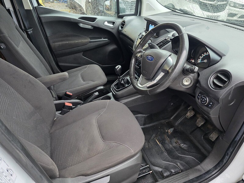 Used Ford Transit Courier 2020 for sale - 77398226: Photo 40