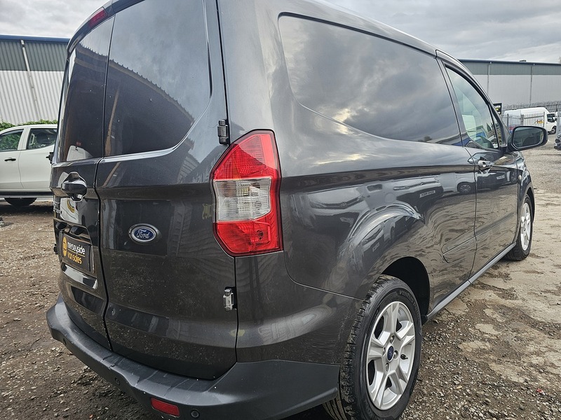 Used Ford Transit Courier 2020 for sale - 76362699: Photo 10