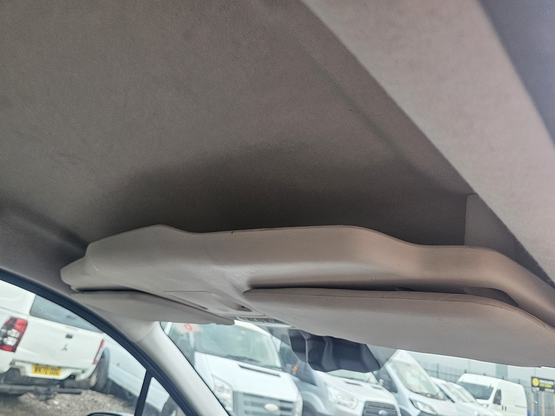 Used Ford Transit Courier 2020 for sale - 76362699: Photo 51