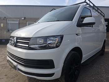 Used Volkswagen Transporter 2017 for sale - 79297408: Photo