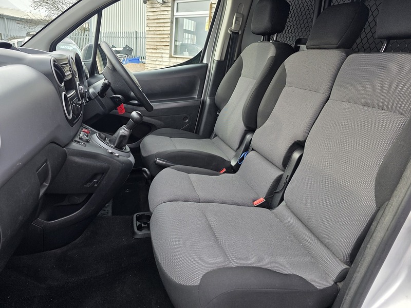 Used Peugeot Partner 2019 for sale - 77577915: Photo 31