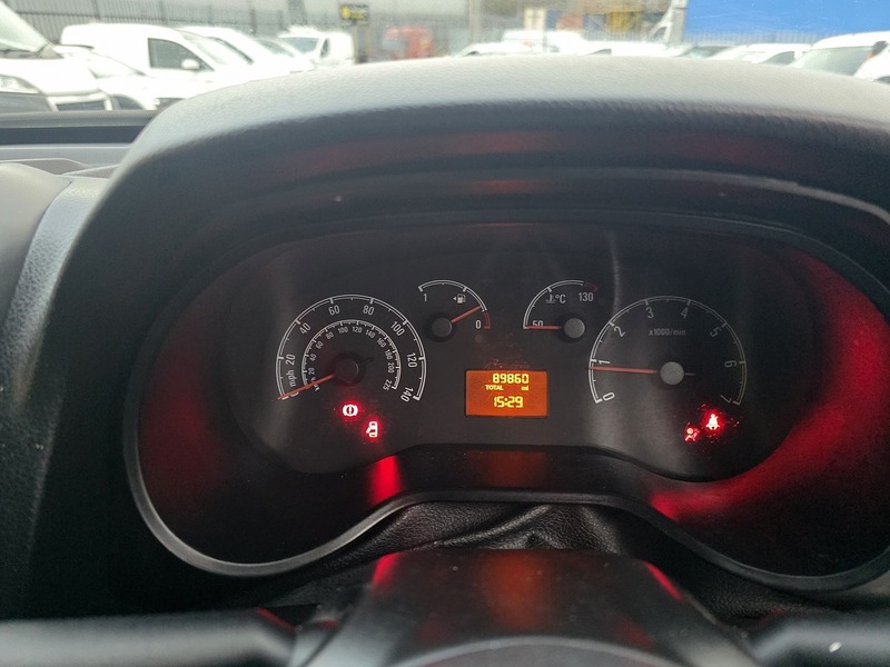 Used Vauxhall Combo 2017 for sale - 78052999: Photo 37