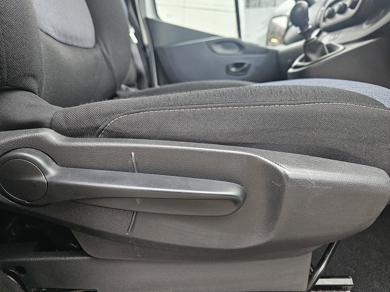 Used Vauxhall Vivaro 2016 for sale - 76505620: Photo 47