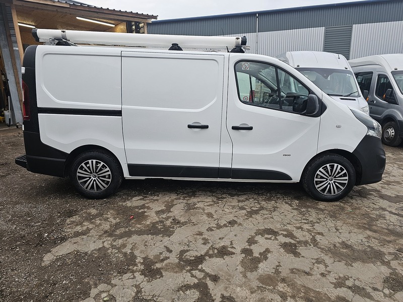 Used Vauxhall Vivaro 2016 for sale - 76505620: Photo 8