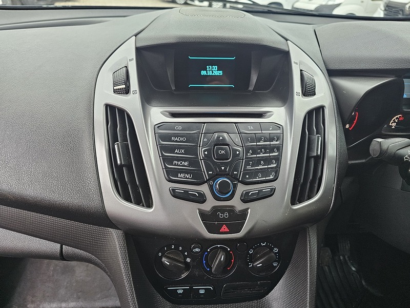 Used Ford Transit Connect 2017 for sale - 76230490: Photo 30