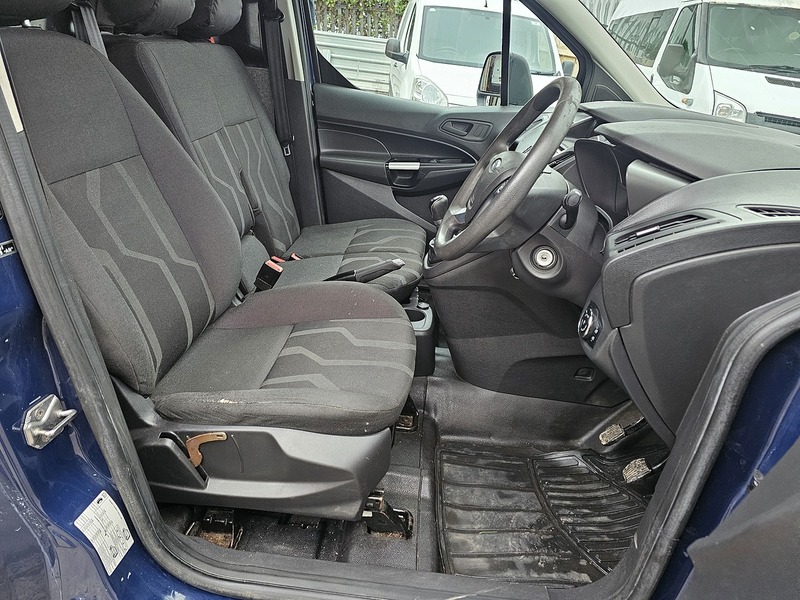Used Ford Transit Connect 2017 for sale - 76230490: Photo 37