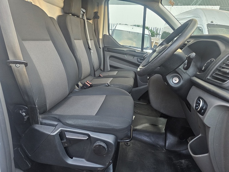 Used Ford Transit Custom 2019 for sale - 76588202: Photo 30