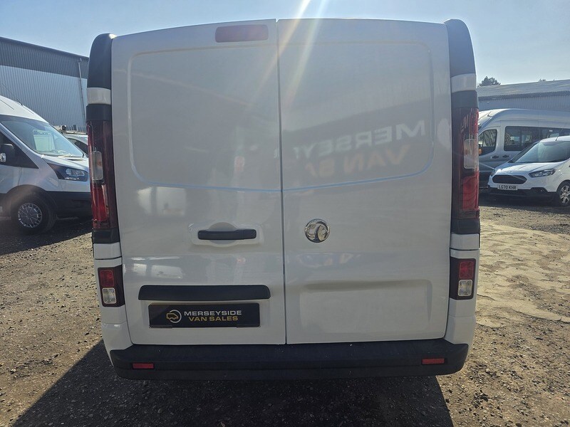 Used Vauxhall Vivaro 2018 for sale - 77758545: Photo 11