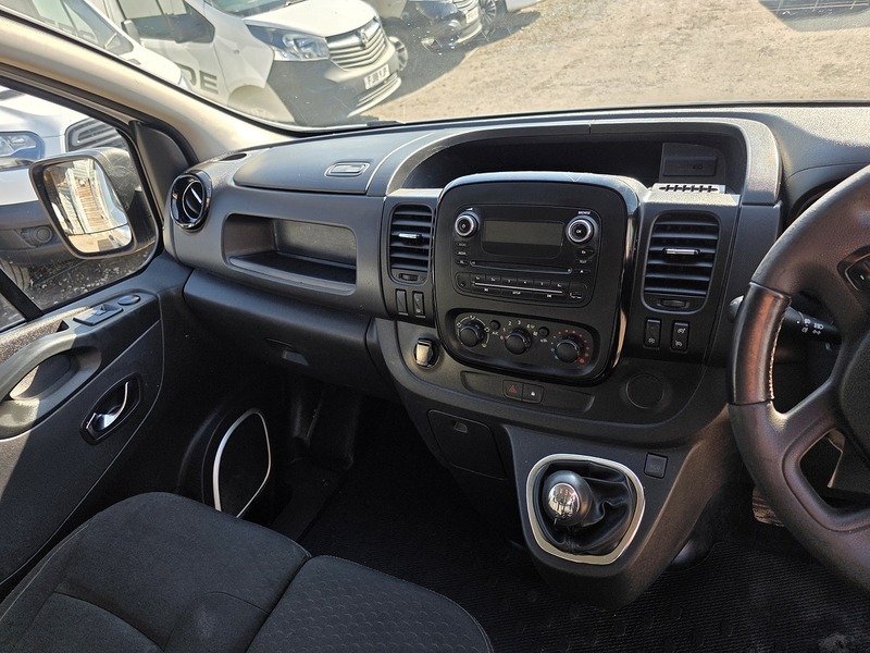 Used Vauxhall Vivaro 2018 for sale - 77758545: Photo 38