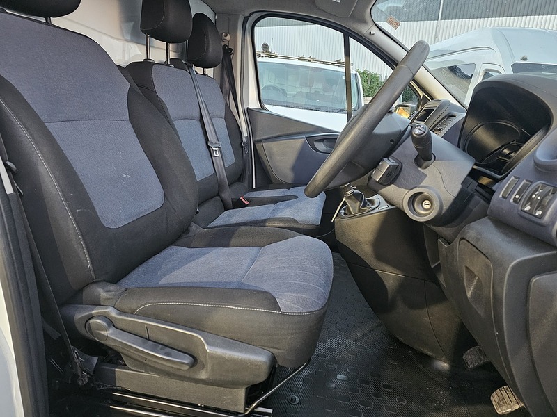 Used Vauxhall Vivaro 2018 for sale - 76705621: Photo 42