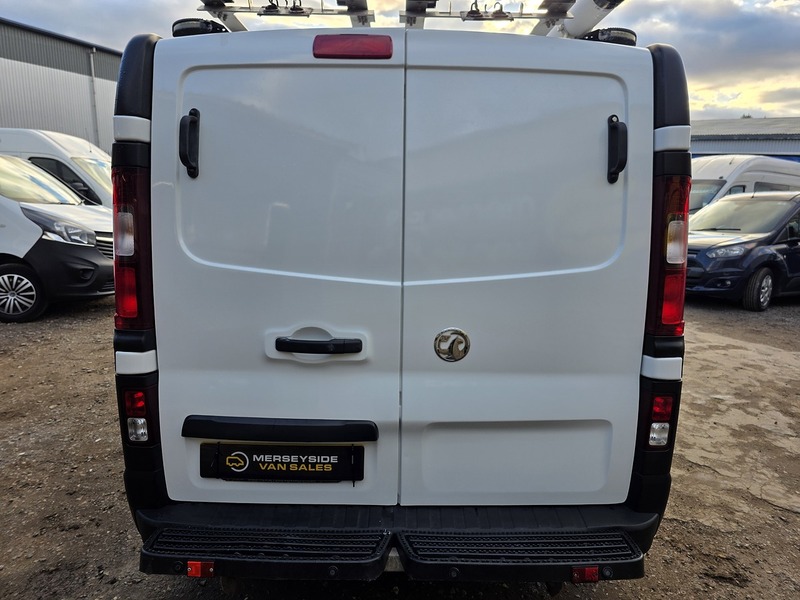 Used Vauxhall Vivaro 2018 for sale - 77056493: Photo 10