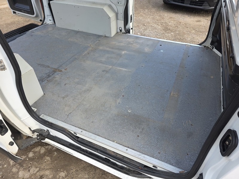 Used Vauxhall Vivaro 2018 for sale - 77056493: Photo 28