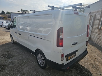 Used Renault Trafic 2017 for sale - 75592395: Photo