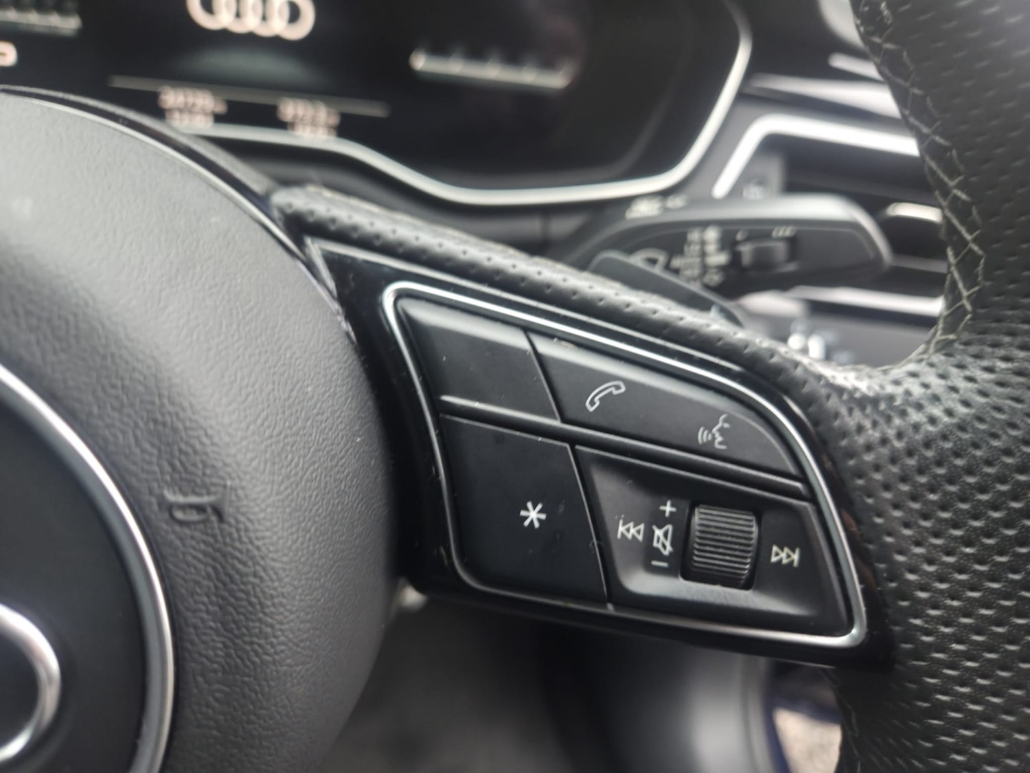 Used Audi A4 2023 for sale - 76666131: Photo 31