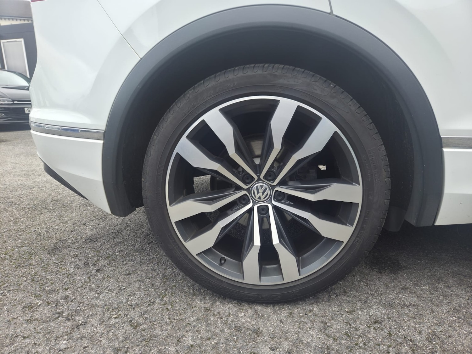 Used Volkswagen Tiguan 2019 for sale - 76225209: Photo 27