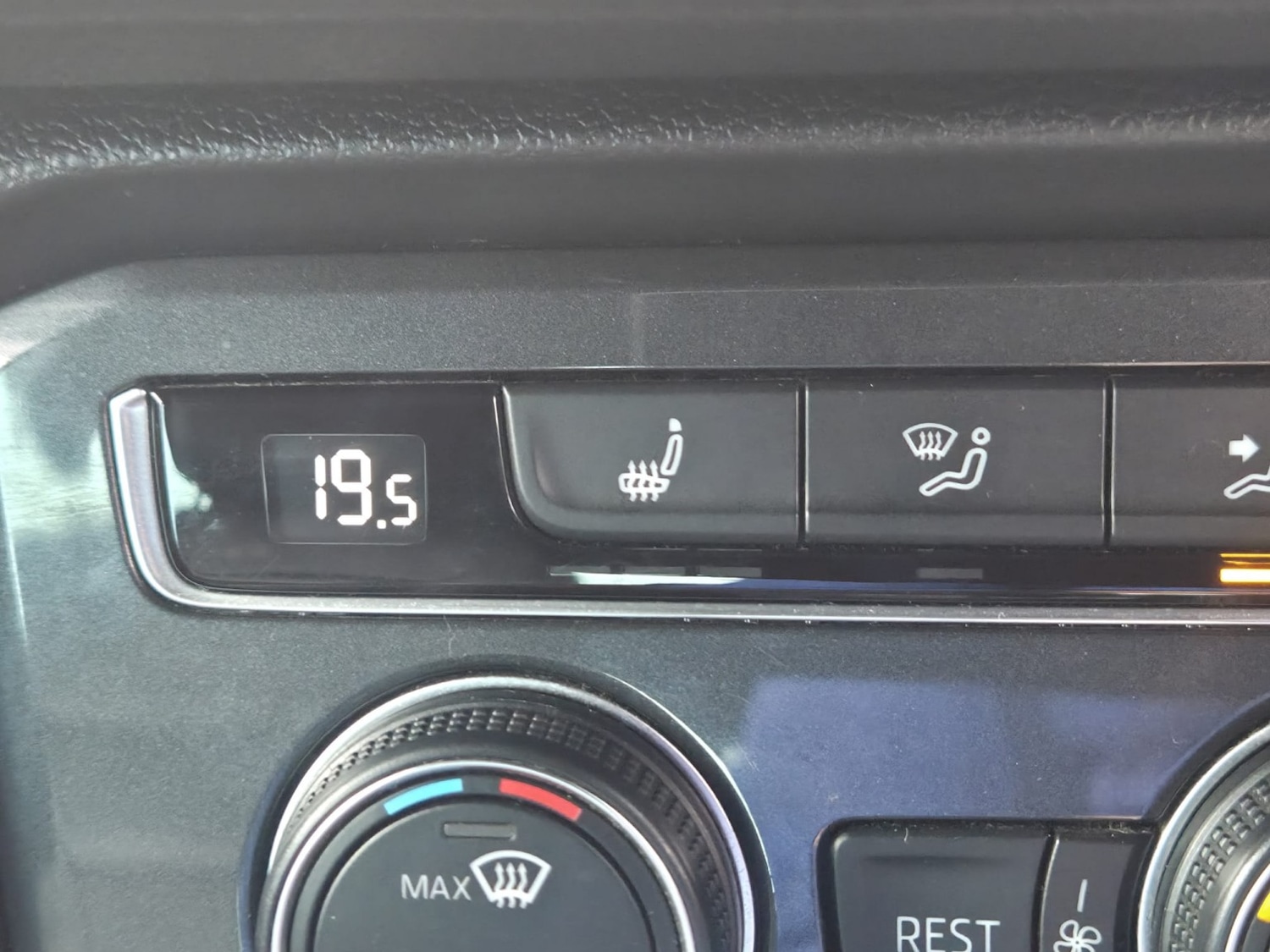 Used Volkswagen Tiguan 2019 for sale - 76225209: Photo 38