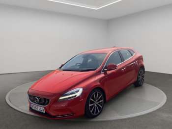 Used Volvo V40 2017 for sale - 75050868: Photo