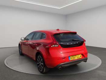 Used Volvo V40 2017 for sale - 75050868: Photo