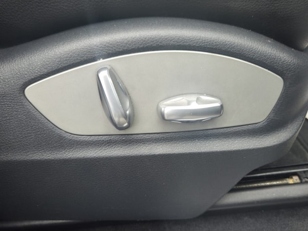 Used Porsche Macan 2015 for sale - 76257674: Photo 30
