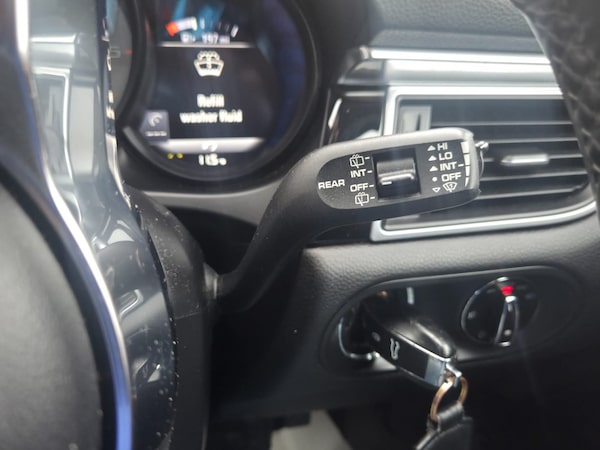 Used Porsche Macan 2015 for sale - 76257674: Photo 32