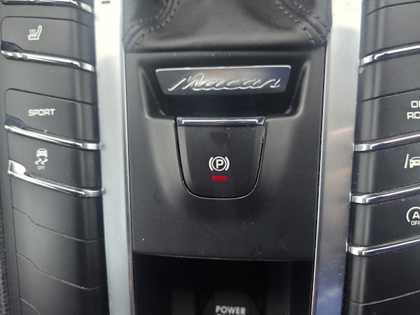 Used Porsche Macan 2015 for sale - 76257674: Photo 33