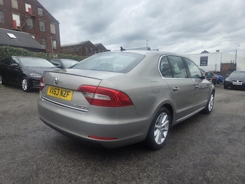 Used Skoda Superb 2013 for sale - 75550307: Photo