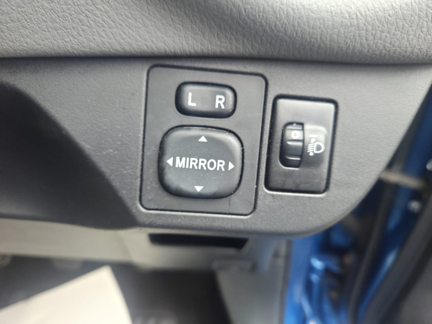 Used Toyota Yaris 2015 for sale - 76211839: Photo 22