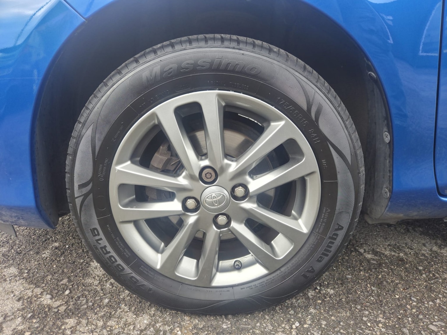 Used Toyota Yaris 2015 for sale - 76211839: Photo 25