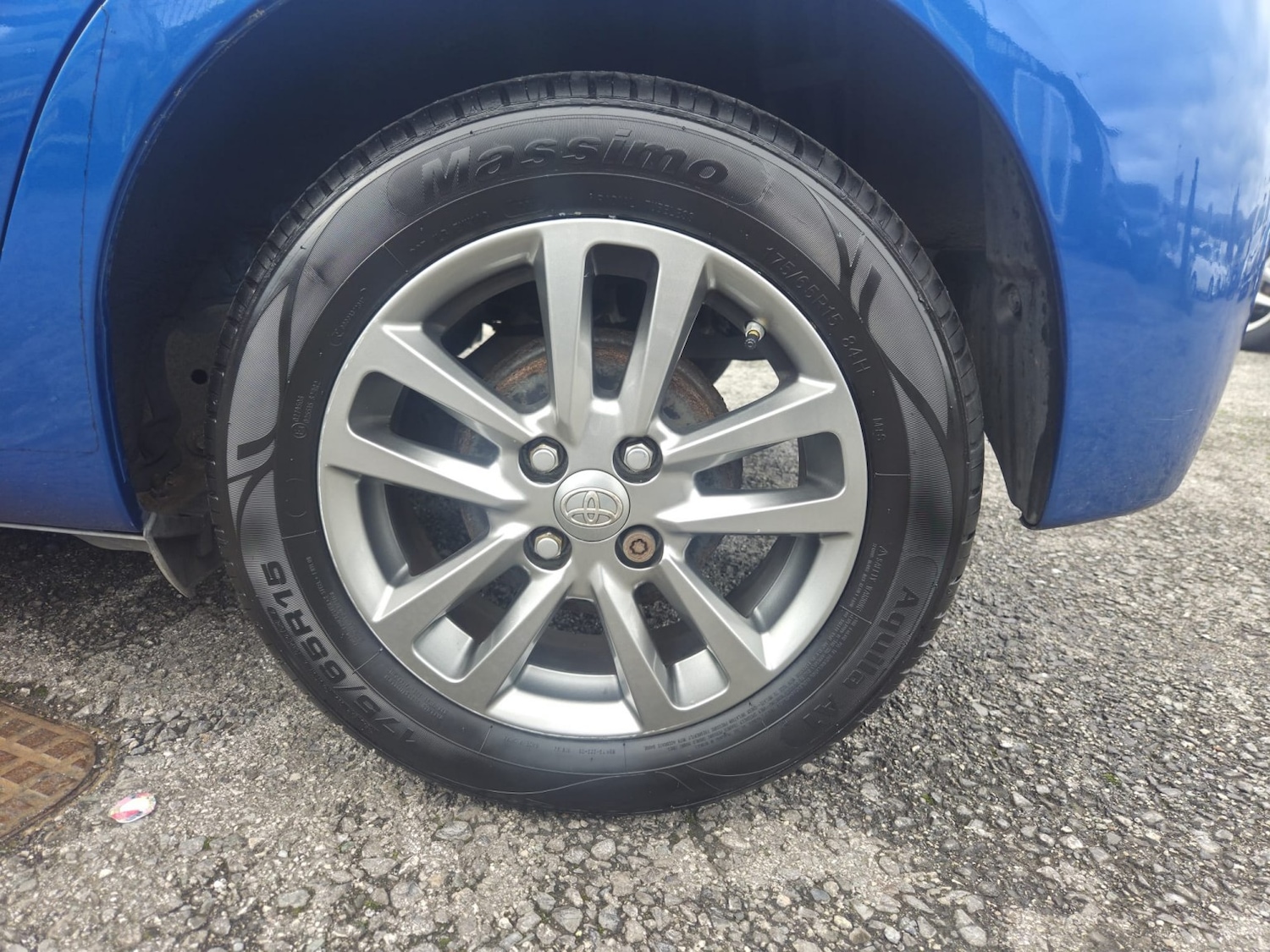 Used Toyota Yaris 2015 for sale - 76211839: Photo 26