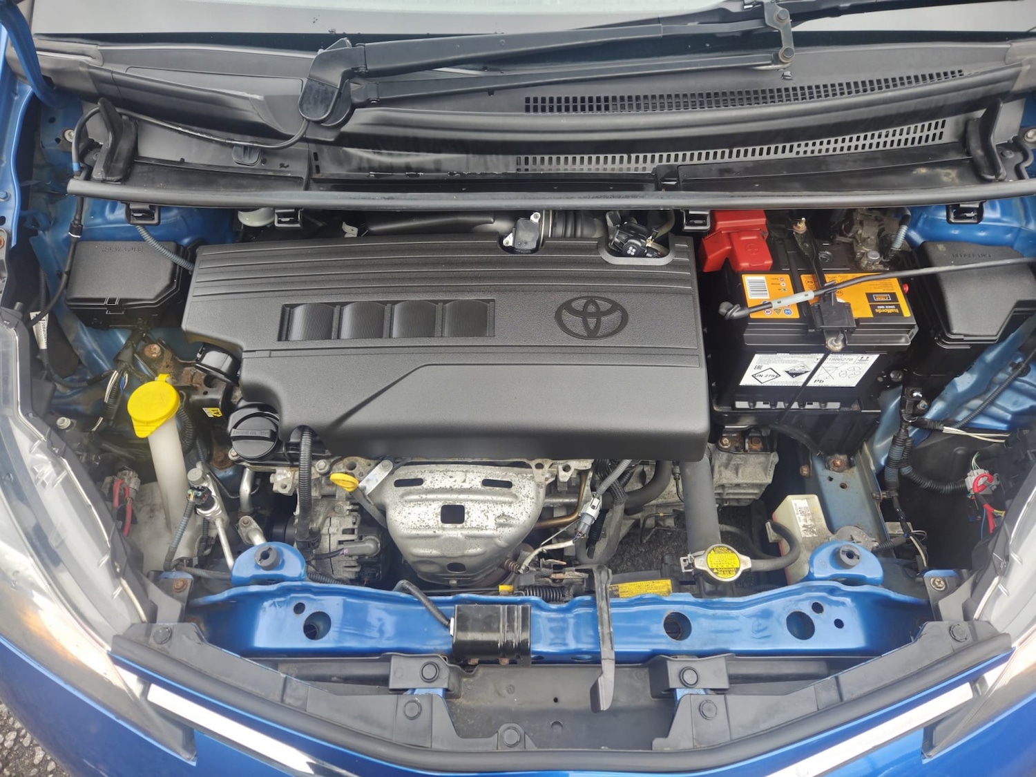 Used Toyota Yaris 2015 for sale - 76211839: Photo 27