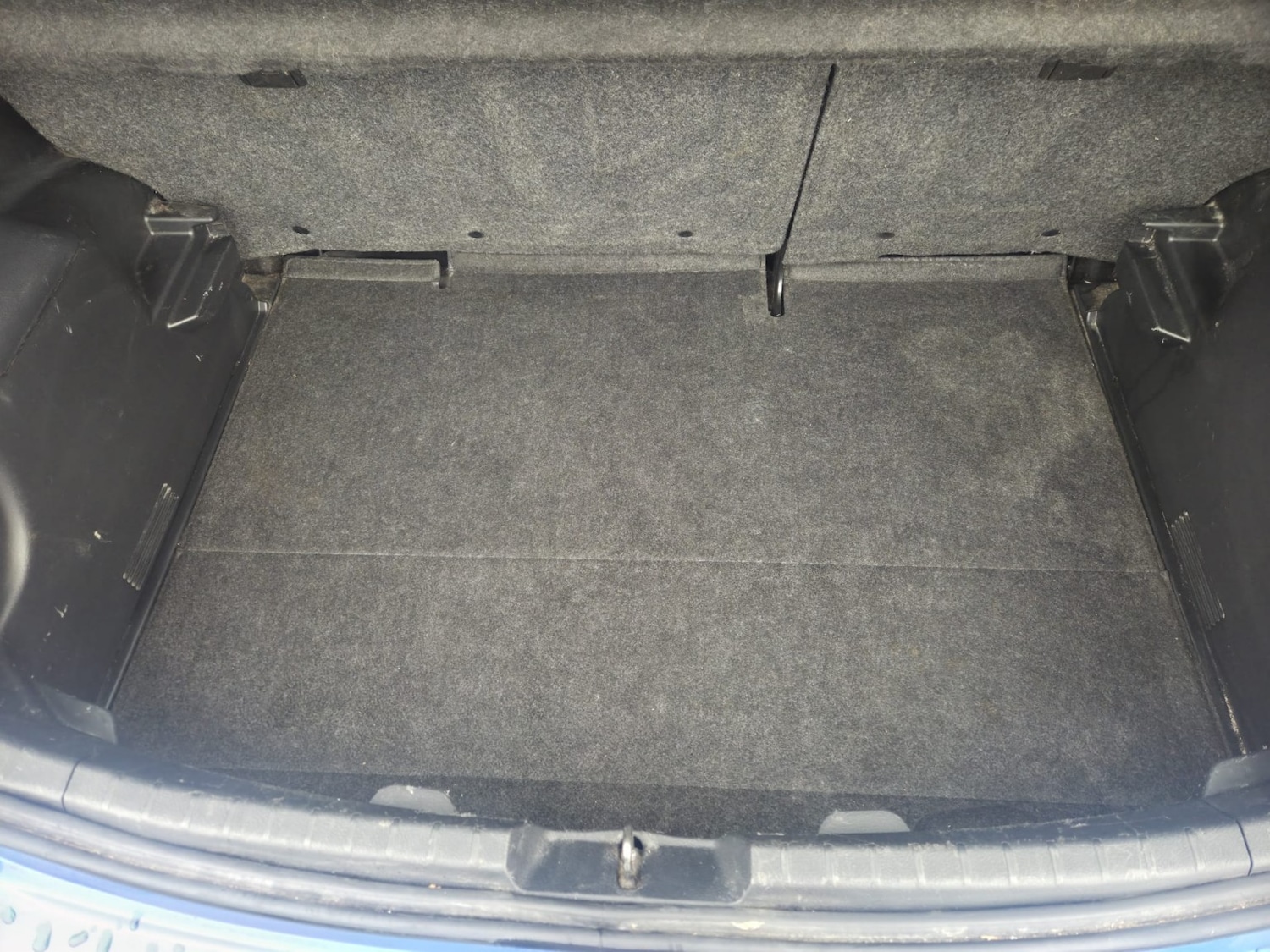 Used Toyota Yaris 2015 for sale - 76211839: Photo 32