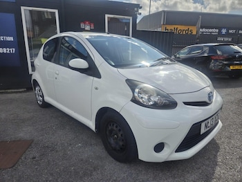 2013 - 1.0 VVT-i + Euro 5 5dr