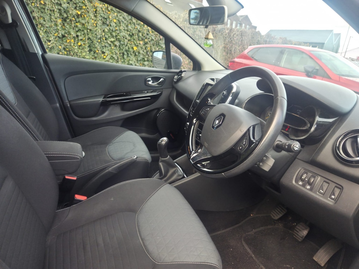 Used Renault Clio 2014 for sale - 76376915: Photo 10
