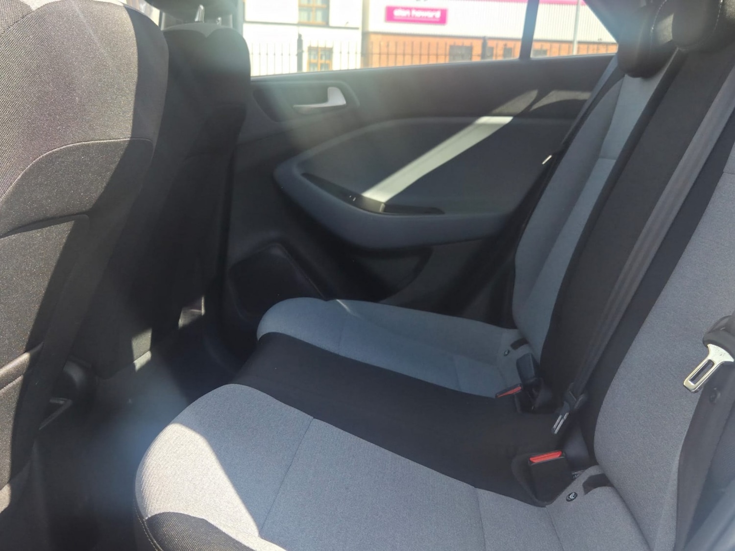 Used Hyundai i20 2016 for sale - 76211841: Photo 13