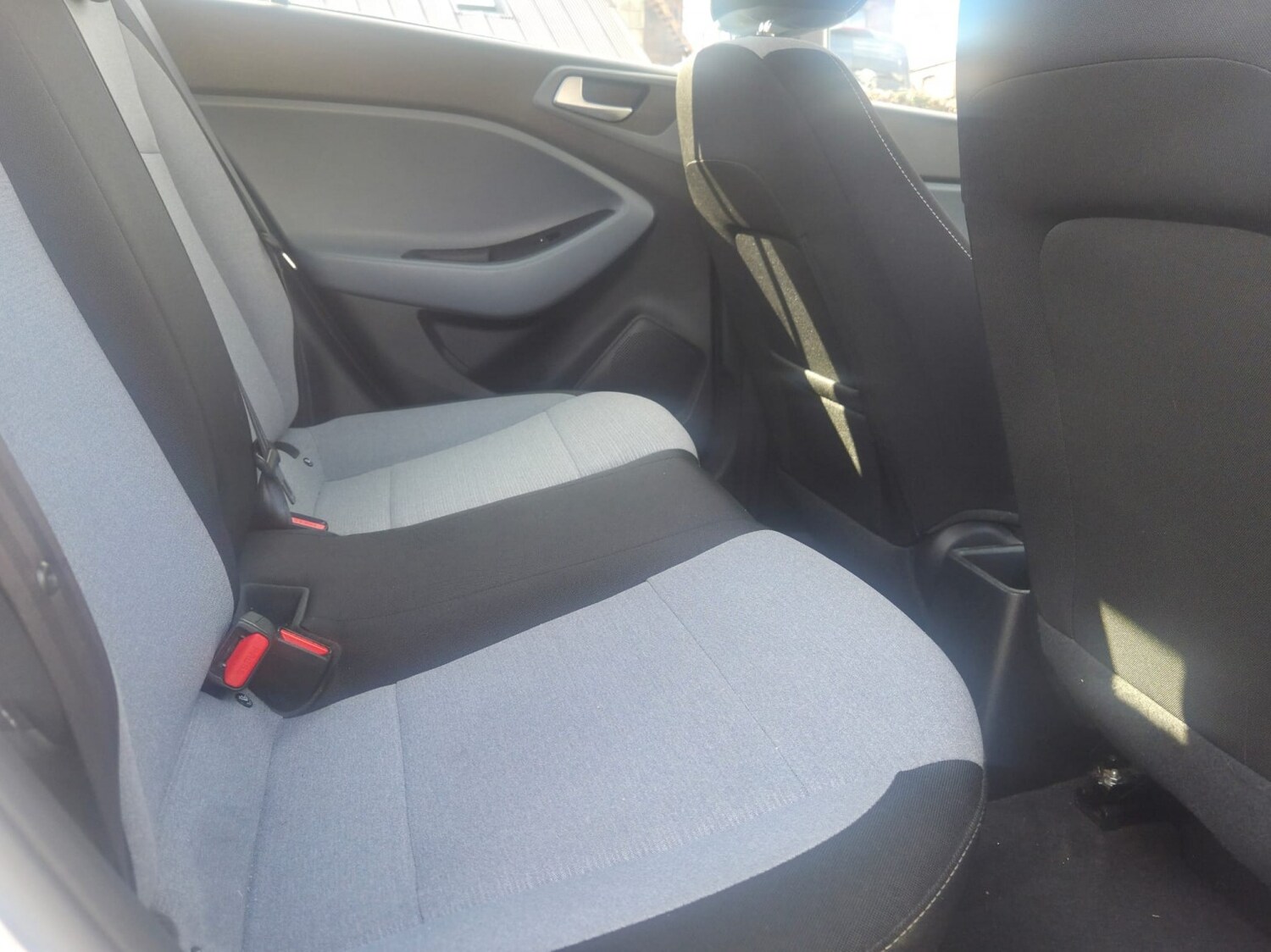 Used Hyundai i20 2016 for sale - 76211841: Photo 15