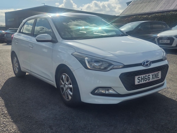 Used Hyundai i20 2016 for sale - 76211841: Photo 1