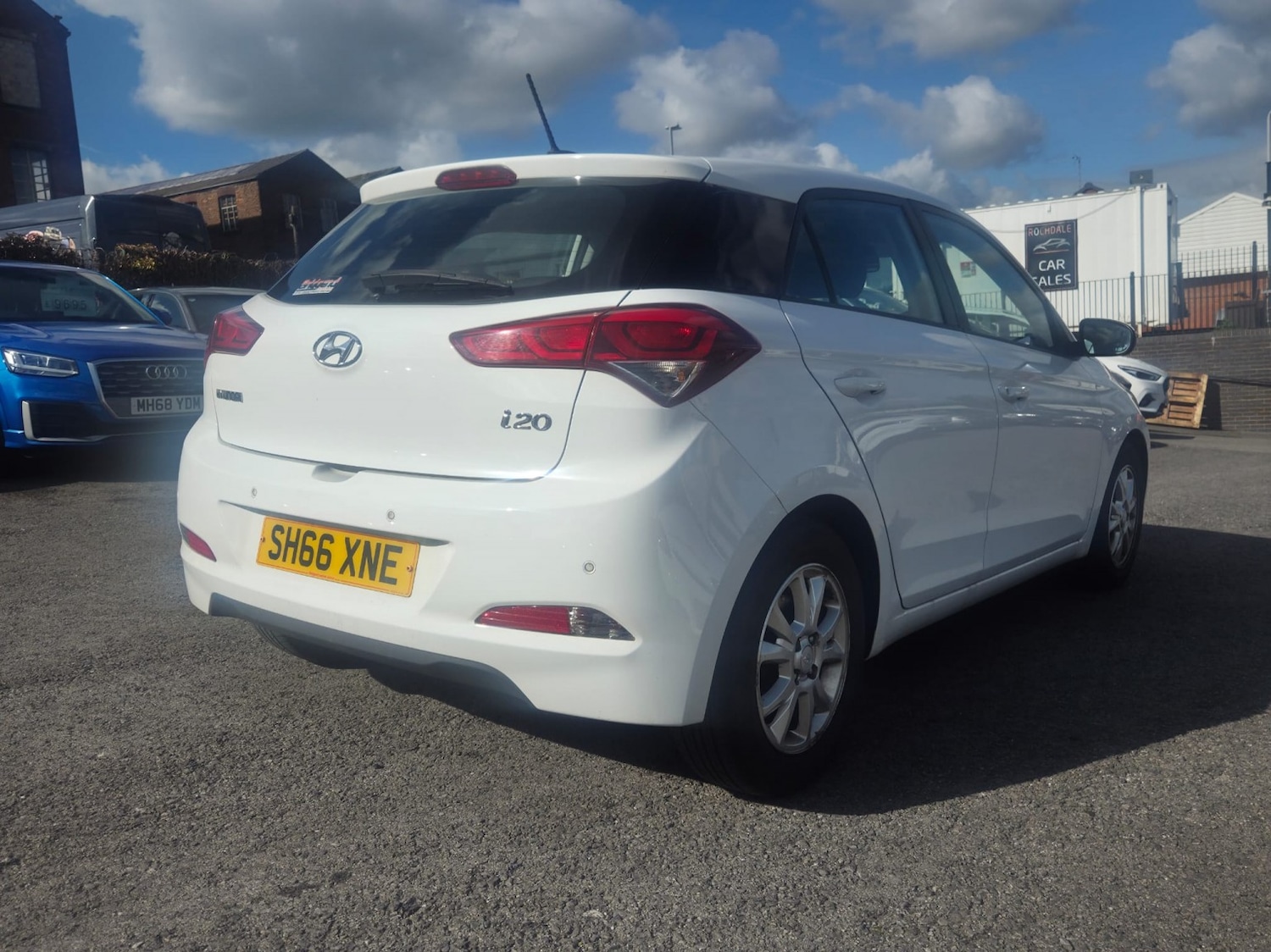 Used Hyundai i20 2016 for sale - 76211841: Photo 4