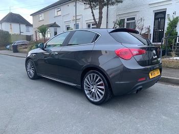 Used Alfa Romeo Giulietta 2011 for sale - 77826608: Photo