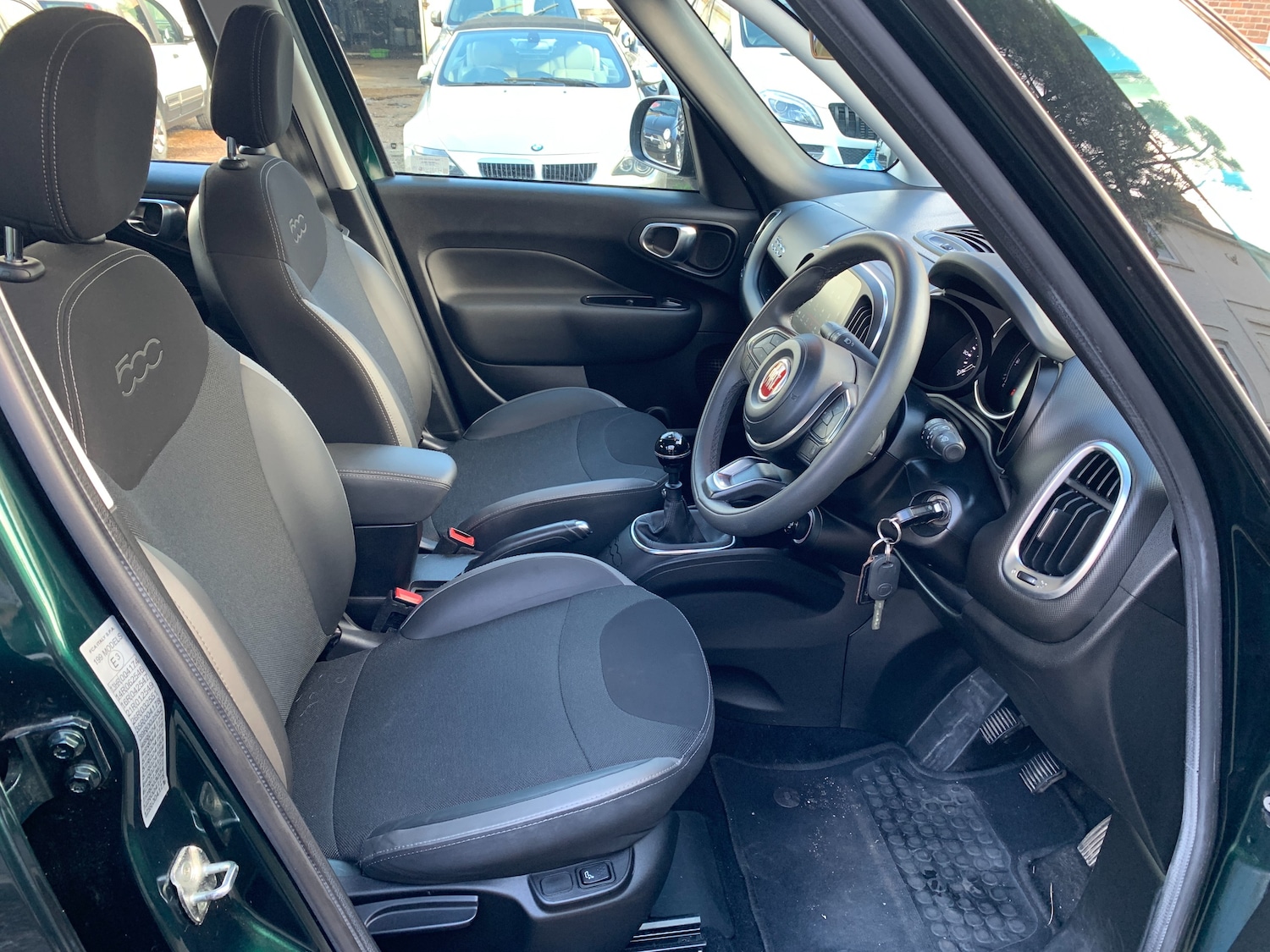 Used Fiat 500L 2017 for sale - 77113149: Photo 11